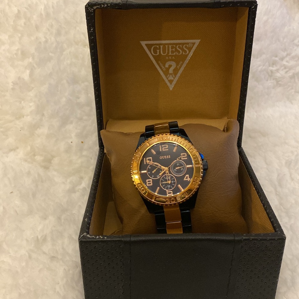 Guess Watch - Picture 8 of 8